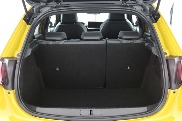 Peugeot 208 1.2*GT-LINE*PANO*AUTOM*ECC*CRUISE*NAVI*CAM*CARPLAY