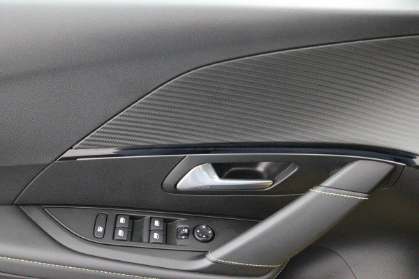 Peugeot 208 1.2*GT-LINE*PANO*AUTOM*ECC*CRUISE*NAVI*CAM*CARPLAY