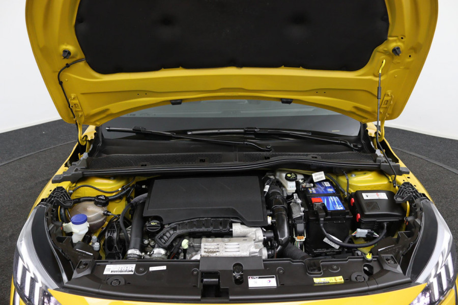 Peugeot 208 1.2*GT-LINE*PANO*AUTOM*ECC*CRUISE*NAVI*CAM*CARPLAY