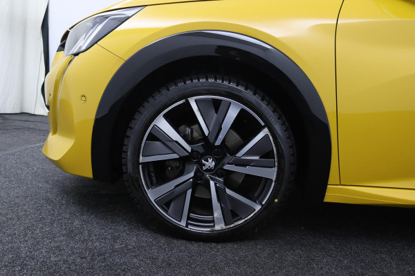 Peugeot 208 1.2*GT-LINE*PANO*AUTOM*ECC*CRUISE*NAVI*CAM*CARPLAY