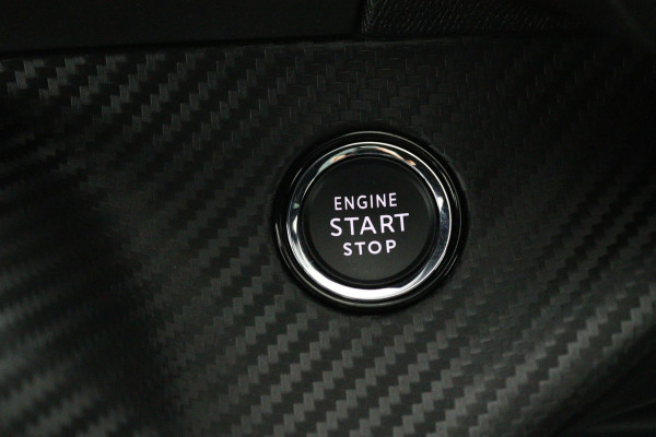 Peugeot 208 1.2*GT-LINE*PANO*AUTOM*ECC*CRUISE*NAVI*CAM*CARPLAY