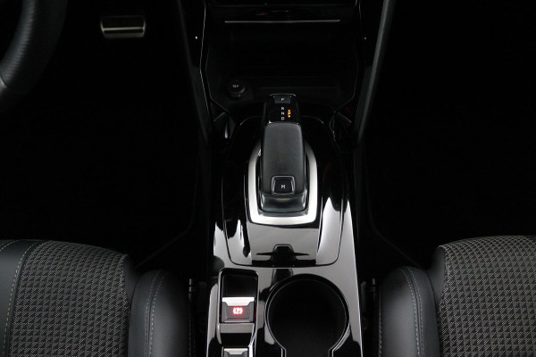 Peugeot 208 1.2*GT-LINE*PANO*AUTOM*ECC*CRUISE*NAVI*CAM*CARPLAY