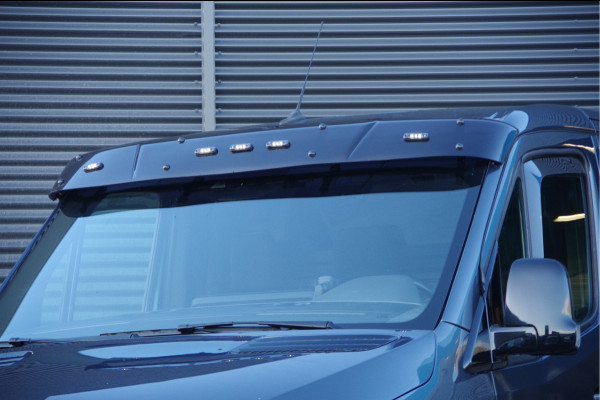 Mercedes-Benz Sprinter 319 3.0 CDI V6 L2H1 AUT. LED, 2X SCHUIFDEUR, 3.5T TREKHAAK, MBUX 10'', 360 CAMERA, STOELVERWARMING, VOORRUIT VERWARMING, LEDER S