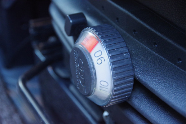 Mercedes-Benz Sprinter 319 3.0 CDI V6 L2H1 AUT. LED, 2X SCHUIFDEUR, 3.5T TREKHAAK, MBUX 10'', 360 CAMERA, STOELVERWARMING, VOORRUIT VERWARMING, LEDER S