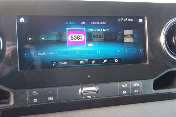 Mercedes-Benz Sprinter 319 3.0 CDI V6 L2H1 AUT. LED, 2X SCHUIFDEUR, 3.5T TREKHAAK, MBUX 10'', 360 CAMERA, STOELVERWARMING, VOORRUIT VERWARMING, LEDER S