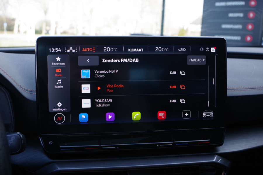 CUPRA Formentor 1.4 e-Hybrid 204 PK Performance PHEV, Panoramadak, Trekhaak, Memory, Winterpakket