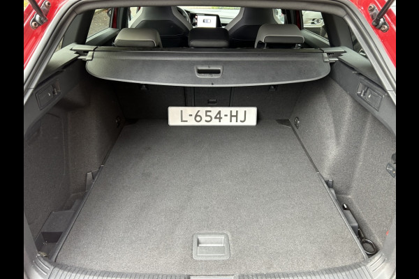 Volkswagen Golf Variant 1.5 TSI 130pk R-Line Navi, ACC, Carplay, Trekhaak elektr.