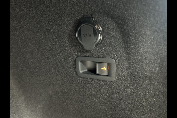 Volkswagen Golf Variant 1.5 TSI 130pk R-Line Navi, ACC, Carplay, Trekhaak elektr.