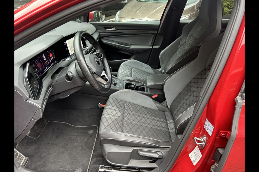 Volkswagen Golf Variant 1.5 TSI 130pk R-Line Navi, ACC, Carplay, Trekhaak elektr.