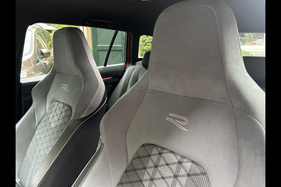 Volkswagen Golf Variant 1.5 TSI 130pk R-Line Navi, ACC, Carplay, Trekhaak elektr.