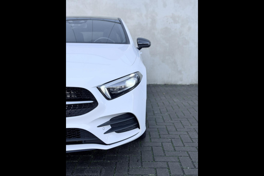 Mercedes-Benz A-Klasse A250e AMG Night Pano HUD Burmester 360 19'' Trekh Leder/alca