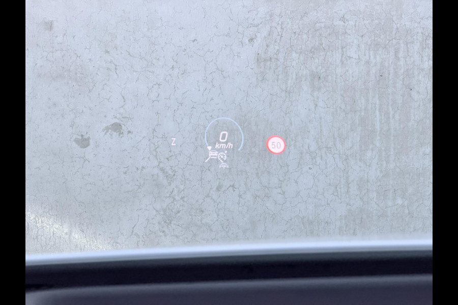 Mercedes-Benz A-Klasse A250e AMG Night Pano HUD Burmester 360 19'' Trekh Leder/alca