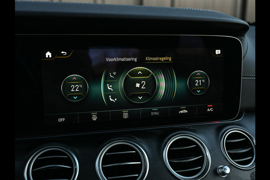 Mercedes-Benz E-Klasse 300 e 4MATIC 320pk AMG Line | Panorama dak | Burmester Sound | Distronic | Memory seats | Head-Up | Ambiance interieur  | Camera 360 | Full Led