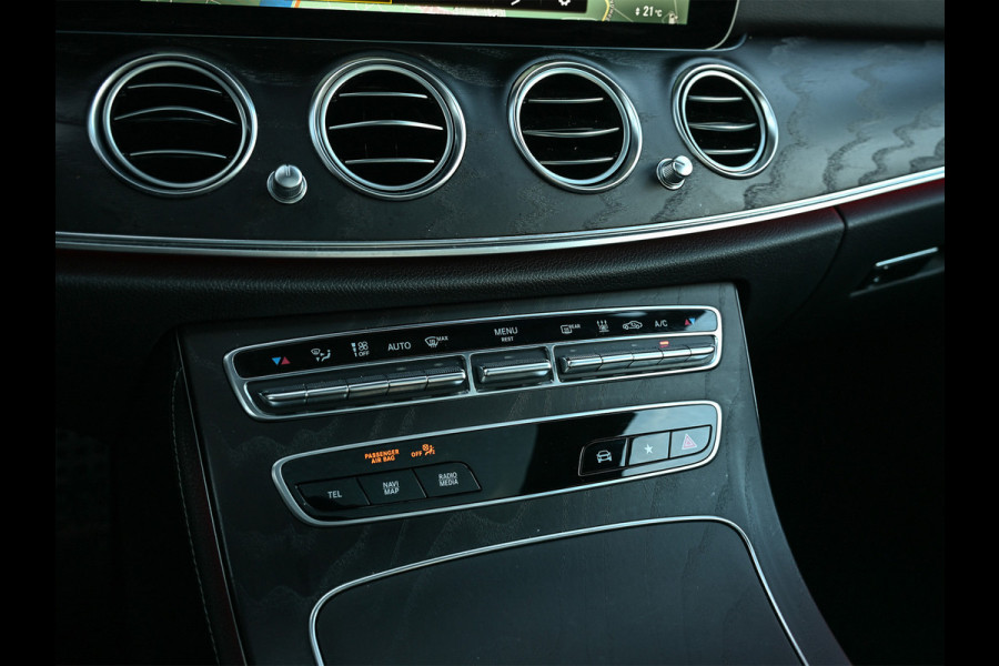 Mercedes-Benz E-Klasse 300 e 4MATIC 320pk AMG Line | Panorama dak | Burmester Sound | Distronic | Memory seats | Head-Up | Ambiance interieur  | Camera 360 | Full Led