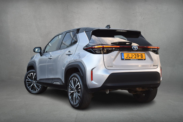 Toyota Yaris Cross 1.5 Hybrid Executive | Two Tone | Apple CarPlay | Half Leer | Stoelverwarming