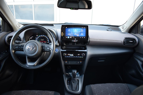Toyota Yaris Cross 1.5 Hybrid Executive | Two Tone | Apple CarPlay | Half Leer | Stoelverwarming