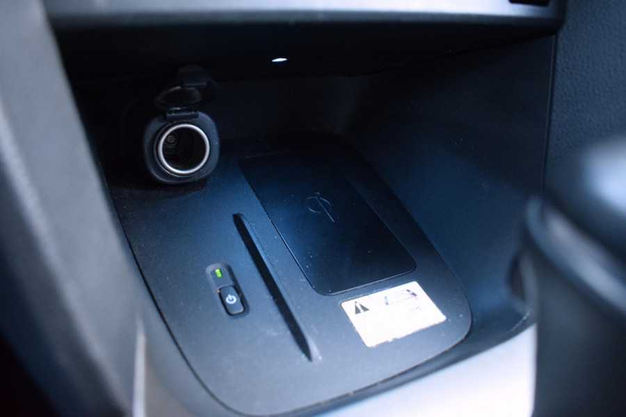 Toyota Yaris Cross 1.5 Hybrid Executive | Two Tone | Apple CarPlay | Half Leer | Stoelverwarming