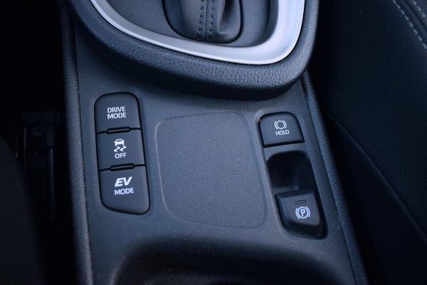 Toyota Yaris Cross 1.5 Hybrid Executive | Two Tone | Apple CarPlay | Half Leer | Stoelverwarming