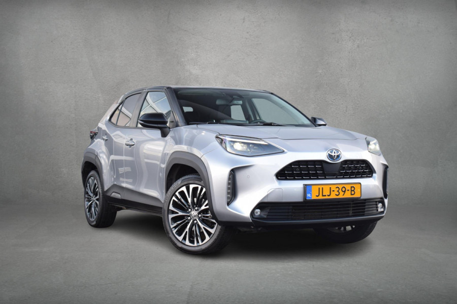 Toyota Yaris Cross 1.5 Hybrid Executive | Two Tone | Apple CarPlay | Half Leer | Stoelverwarming
