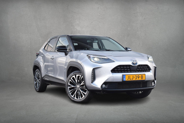 Toyota Yaris Cross 1.5 Hybrid Executive | Two Tone | Apple CarPlay | Half Leer | Stoelverwarming