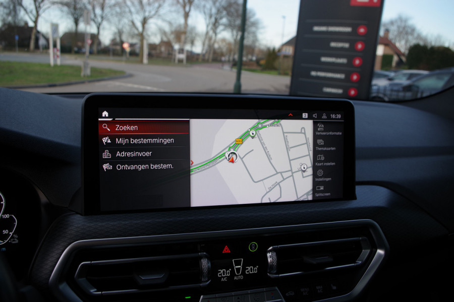 BMW X3 xDrive30e 293 PK High Executive M-Sport, Panoramadak, H/K Sound, Memory