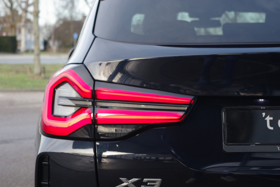 BMW X3 xDrive30e 293 PK High Executive M-Sport, Panoramadak, H/K Sound, Memory