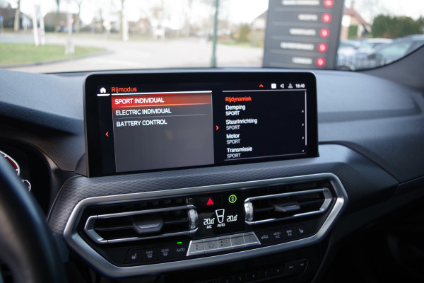 BMW X3 xDrive30e 293 PK High Executive M-Sport, Panoramadak, H/K Sound, Memory