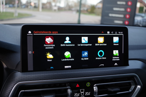 BMW X3 xDrive30e 293 PK High Executive M-Sport, Panoramadak, H/K Sound, Memory