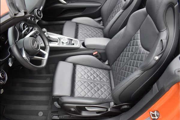 Audi TT Roadster 40 TFSI Black Edition Facelift Model RS-Stoelen Navi Led 19 Inch
