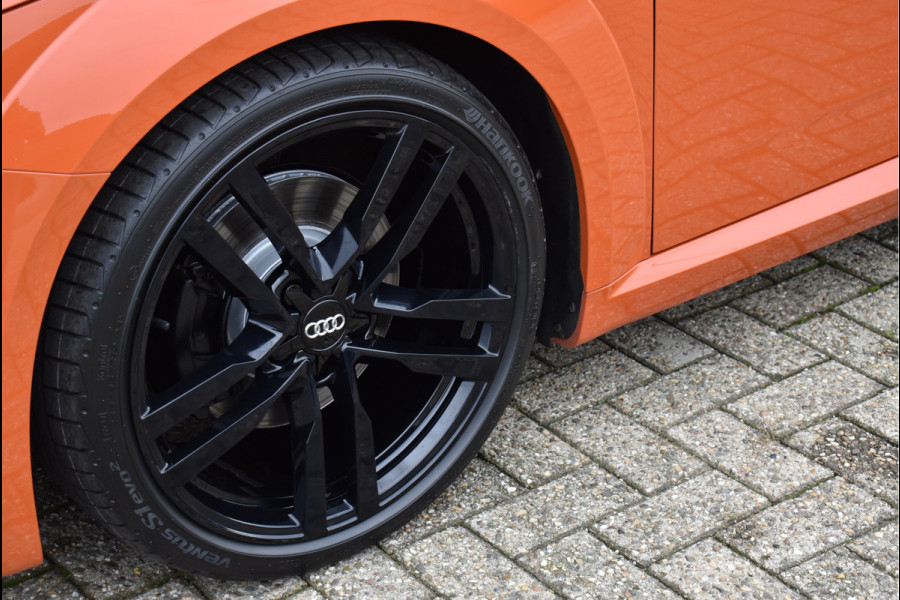 Audi TT Roadster 40 TFSI Black Edition Facelift Model RS-Stoelen Navi Led 19 Inch