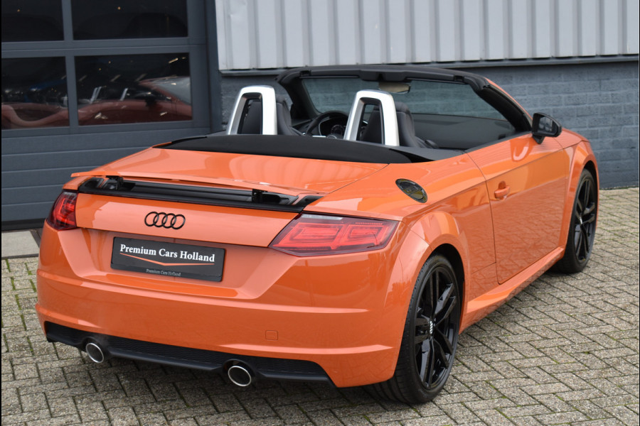 Audi TT Roadster 40 TFSI Black Edition Facelift Model RS-Stoelen Navi Led 19 Inch