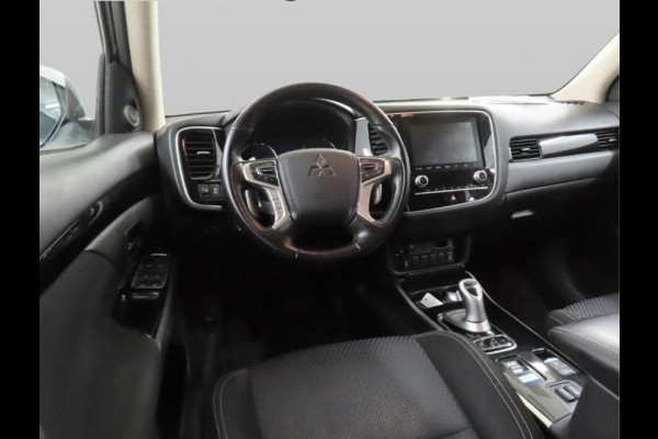 Mitsubishi Outlander 2.4 PHEV Pure Trekhaak Navi