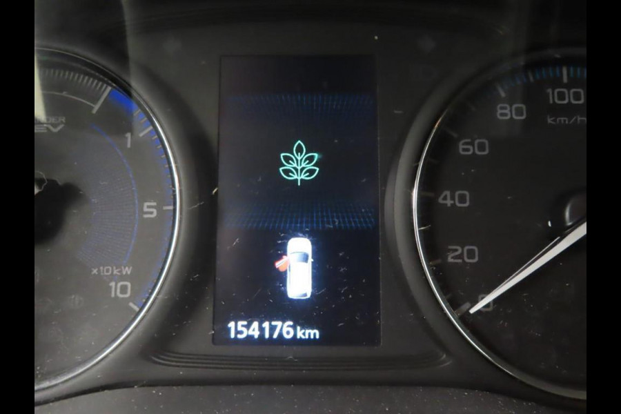 Mitsubishi Outlander 2.4 PHEV Pure Trekhaak Navi