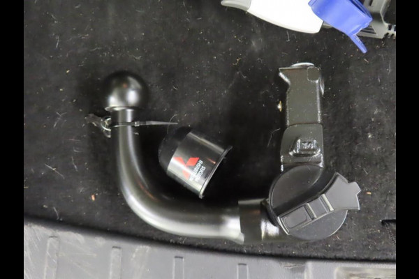 Mitsubishi Outlander 2.4 PHEV Pure Trekhaak Navi