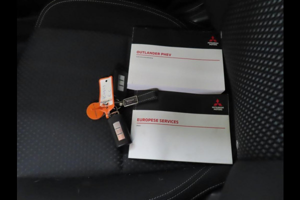 Mitsubishi Outlander 2.4 PHEV Pure Trekhaak Navi