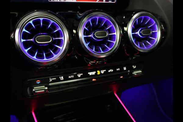 Mercedes-Benz EQA 250 LUXURY 67 kWh SOH 96% + PANORAMA | CAMERA | SFEERVERLICHTING | STOELVERWARMING