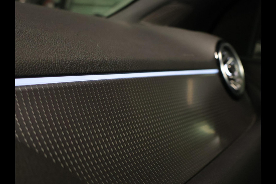 Mercedes-Benz EQA 250 LUXURY 67 kWh SOH 96% + PANORAMA | CAMERA | SFEERVERLICHTING | STOELVERWARMING