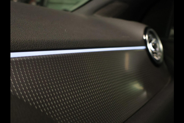 Mercedes-Benz EQA 250 LUXURY 67 kWh SOH 96% + PANORAMA | CAMERA | SFEERVERLICHTING | STOELVERWARMING