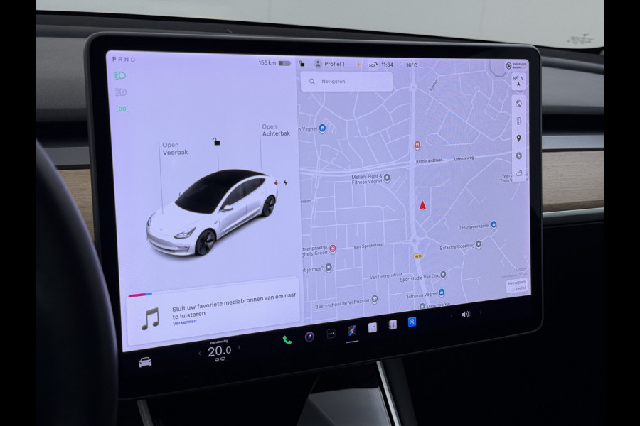 Tesla Model 3 RWD SR plus 325PK SOH 93% LFP Accu Lmv 18" AutoPilot Leder Panoramadak Adaptive-Cruise Camera's Elektr.-Stuur+Stoelen+Spiegels+G Navi LED DAB Voorverwarmen interieur via App Keyless One-Pedal-Drive 1e Eigenaar Origineel Nederlandse Auto Fabrieksgarantie op Accu en Motor tot 10-12-2028/160.000km