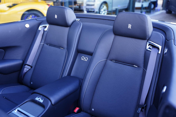 Rolls-Royce Dawn 6.6 V12 Black Badge / Bespoke Audio / 15 D.Km
