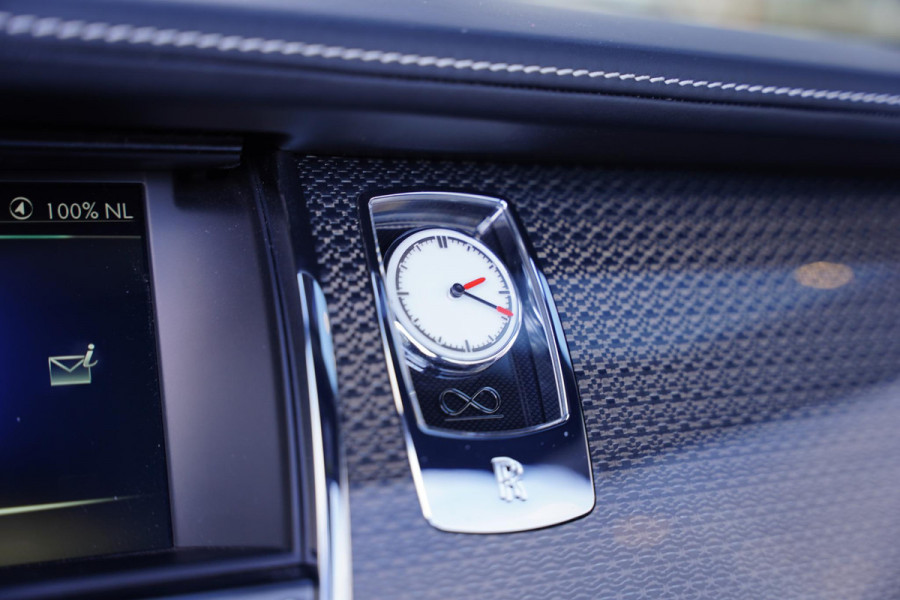 Rolls-Royce Dawn 6.6 V12 Black Badge / Bespoke Audio / 15 D.Km