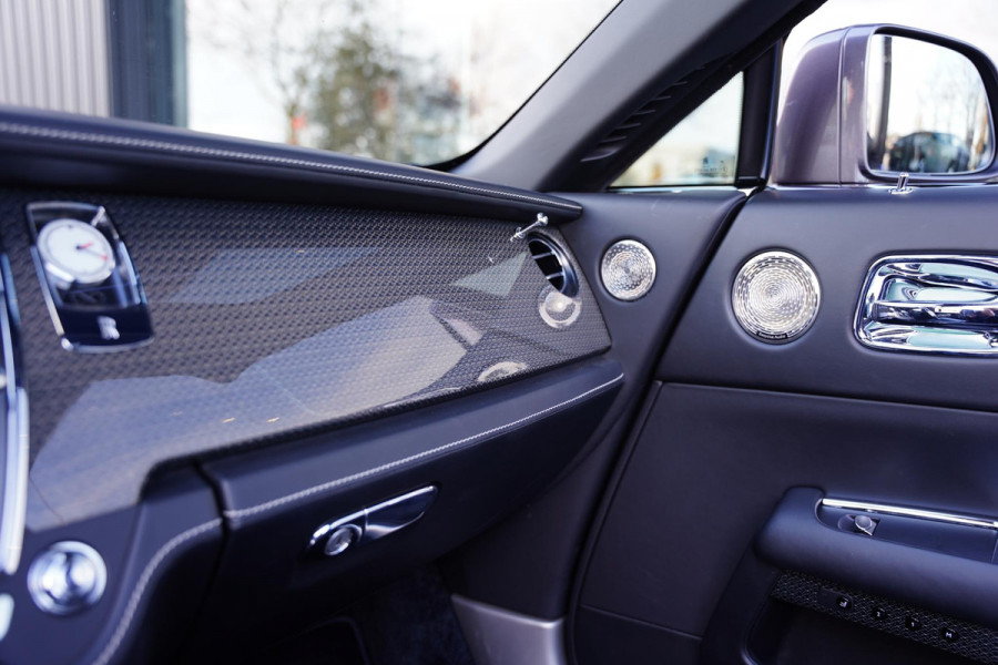 Rolls-Royce Dawn 6.6 V12 Black Badge / Bespoke Audio / 15 D.Km