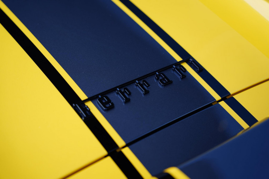 Ferrari 488 3.9 Spider HELE / Full Akrapovic / Tri Coat Paint / Painted Livery / Lifting