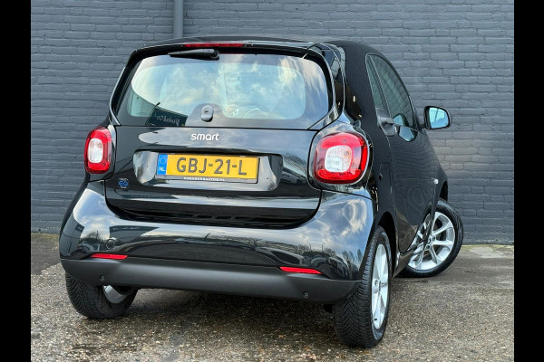 Smart Fortwo EQ Comfort 18 kWh NAVI | PDC | AUTOMAAT | AIRCO | NWE APK