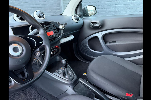 Smart Fortwo EQ Comfort 18 kWh NAVI | PDC | AUTOMAAT | AIRCO | NWE APK