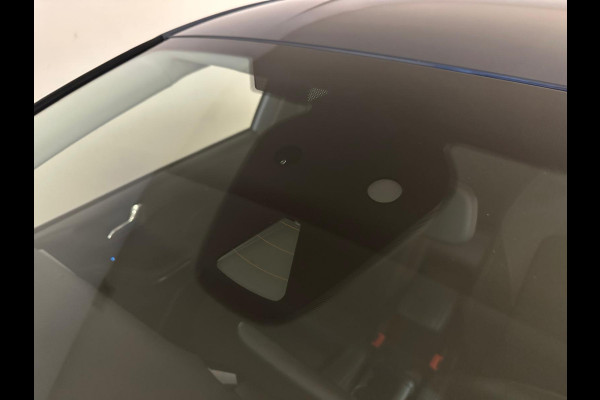 Ford Fiesta 1.0 EcoBoost Hybrid Titanium X 125PK MILD HYBRID AIRCO NAVI CRUISE APPLE CARPLAY VELGEN NIEUWSTAAT