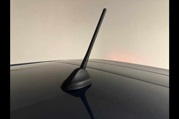 Ford Fiesta 1.0 EcoBoost Hybrid Titanium X 125PK MILD HYBRID AIRCO NAVI CRUISE APPLE CARPLAY VELGEN NIEUWSTAAT