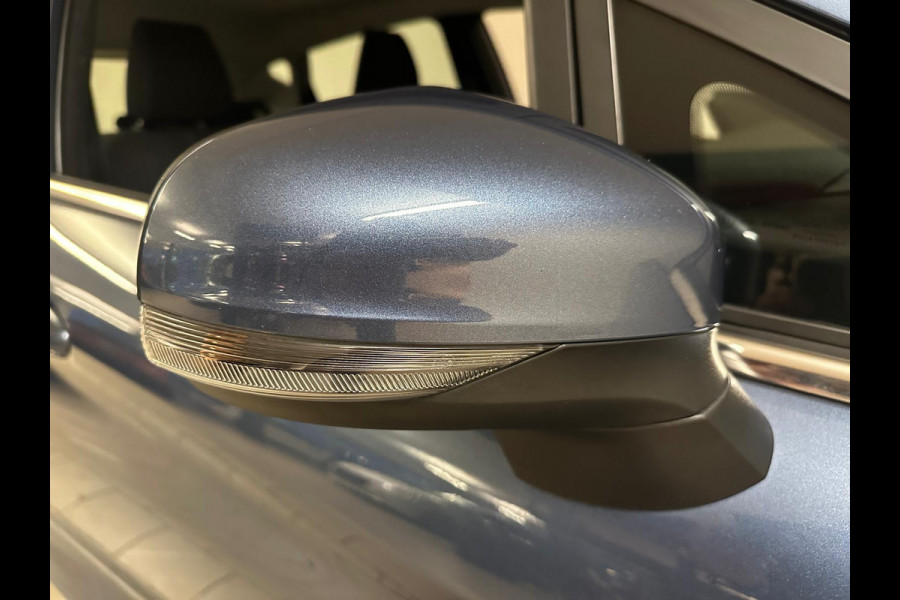 Ford Fiesta 1.0 EcoBoost Hybrid Titanium X 125PK MILD HYBRID AIRCO NAVI CRUISE APPLE CARPLAY VELGEN NIEUWSTAAT