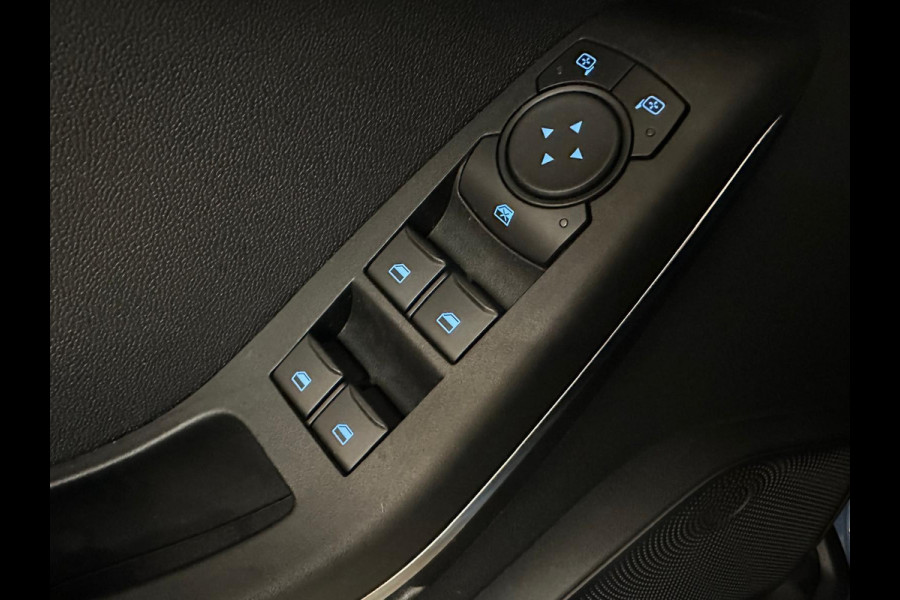 Ford Fiesta 1.0 EcoBoost Hybrid Titanium X 125PK MILD HYBRID AIRCO NAVI CRUISE APPLE CARPLAY VELGEN NIEUWSTAAT