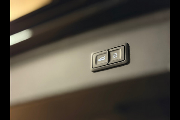 Audi S3 Sportback 2.0 TFSI quattro Edition One |PANORAMADAK|B&O|KEYLESS|CARPLAY|310PK|SFEERVERLICHTING|DEALER ONDERHOUDEN|2023 VOL